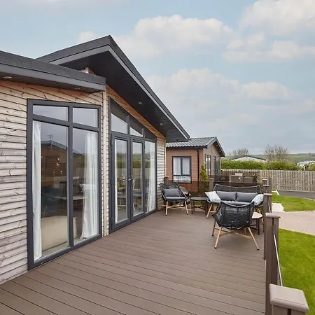 Host & - Puffins Rest *