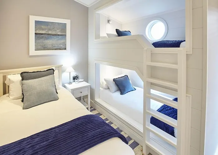 Host & - Puffins Rest *